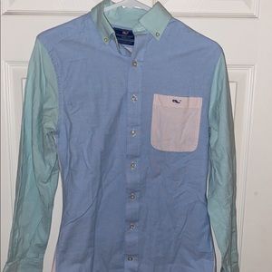 Vineyard Vines Multi colored dress shirt